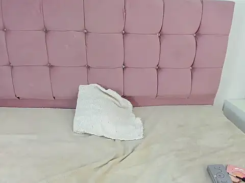 Snapshot of MiaKleinX chatting on 13, 2, 2026 MiaKleinX online show from 13, 2, 2026