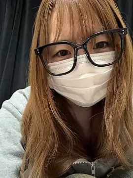 Snapshot of rena__snow chatting on 16, 4, 2026 rena snow online show from 16, 4, 2026