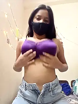 Snapshot of sexyyy_sonia chatting on 19, 3, 2026 sexyyy sonia online show from 19, 3, 2026