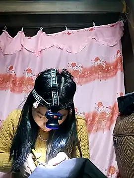 Hiniyk2 online show from 6, 2, 2026