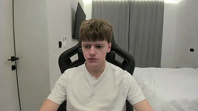 Snapshot of bonekoambalabu chatting on 27, 3, 2026 bonekoambalabu online show from 27, 3, 2026