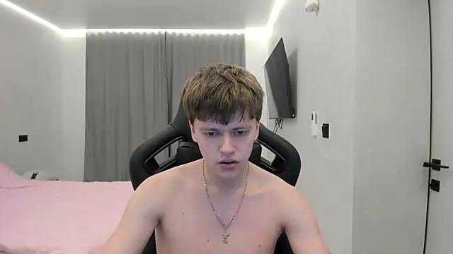 Snapshot of bonekoambalabu chatting on 11, 4, 2026 bonekoambalabu online show from 11, 4, 2026