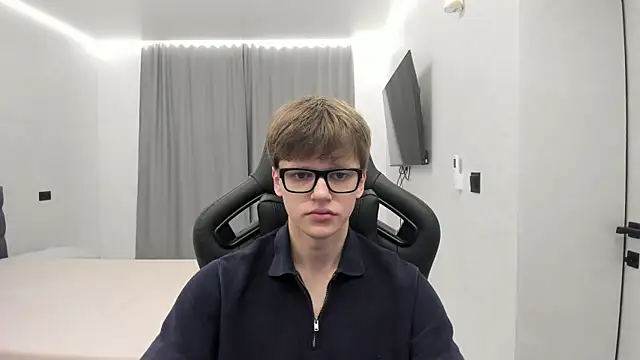 Snapshot of bonekoambalabu chatting on 26, 4, 2026 bonekoambalabu online show from 26, 4, 2026