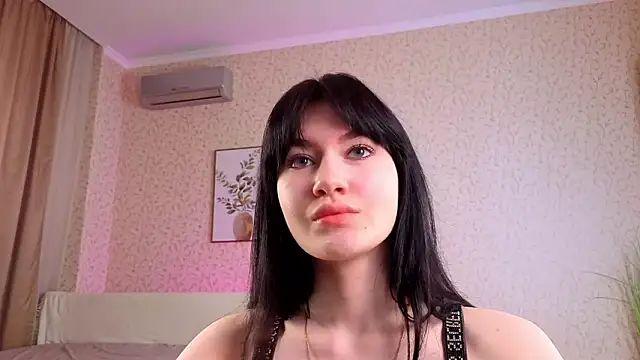 Snapshot of AveloriaLove chatting on 1, 2, 2026 AveloriaLove online show from 1, 2, 2026