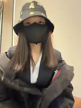 Snapshot of ZJbaby chatting on 12, 3, 2026 ZJbaby online show from 12, 3, 2026