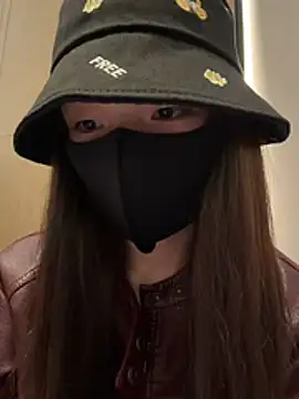 Snapshot of ZJbaby chatting on 9, 4, 2026 ZJbaby online show from 9, 4, 2026