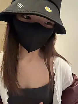 Snapshot of ZJbaby chatting on 14, 4, 2026 ZJbaby online show from 14, 4, 2026