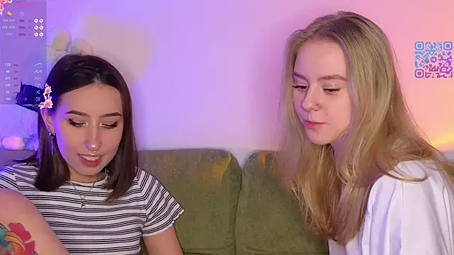 Snapshot of Mimipaws chatting on 12, 3, 2026 Mimipaws online show from 12, 3, 2026