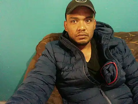 Snapshot of latinomoreno95 chatting on 11, 2, 2026 latinomoreno95 online show from 11, 2, 2026