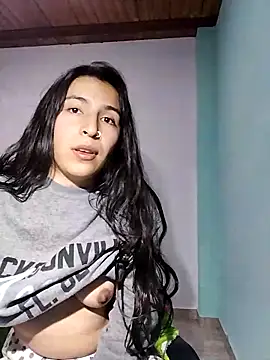 Snapshot of Emily_Gree chatting on 31, 3, 2026 Emily Gree online show from 31, 3, 2026