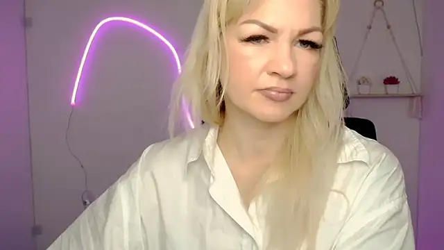 Madonna Fire online show from 19, 4, 2026