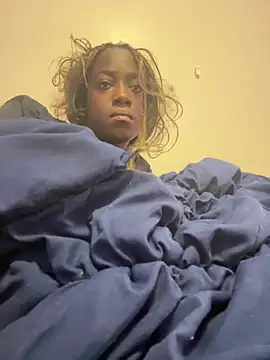 Snapshot of CookiesNcreaming chatting on 10, 4, 2026 CookiesNcreaming online show from 10, 4, 2026