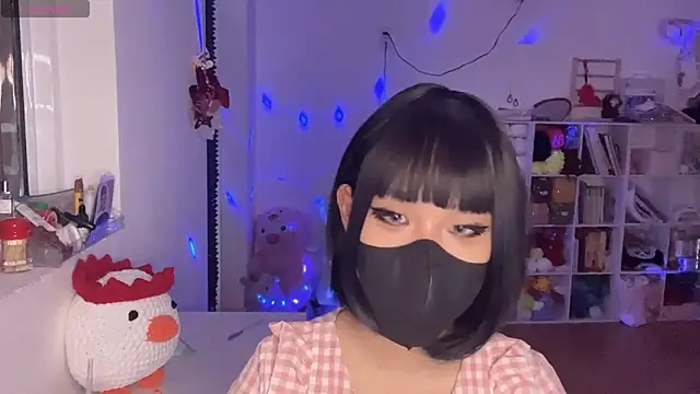 Tieu-May online show from 4, 3, 2026