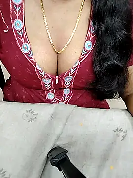 Snapshot of tamil-monisha chatting on 5, 3, 2026 tamil-monisha online show from 5, 3, 2026