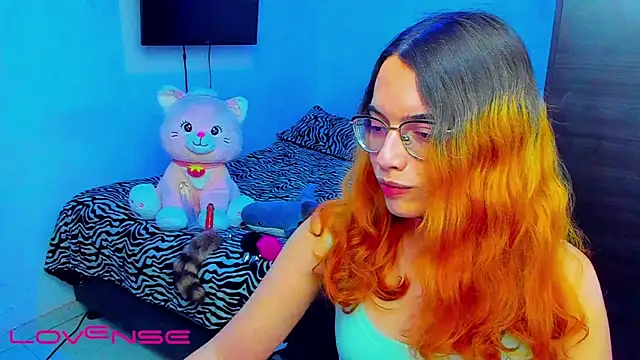 Snapshot of lillykittyyy chatting on 6, 4, 2026 lillykittyyy online show from 6, 4, 2026