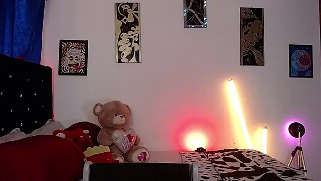 Snapshot of yorsamm_smit chatting on 12, 4, 2026 yorsamm smit online show from 12, 4, 2026