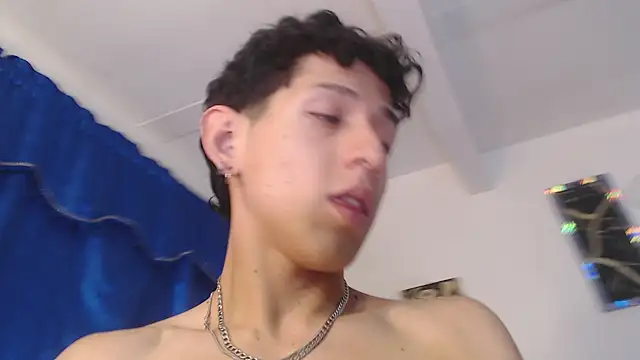 Snapshot of yorsamm_smit chatting on 14, 4, 2026 yorsamm smit online show from 14, 4, 2026