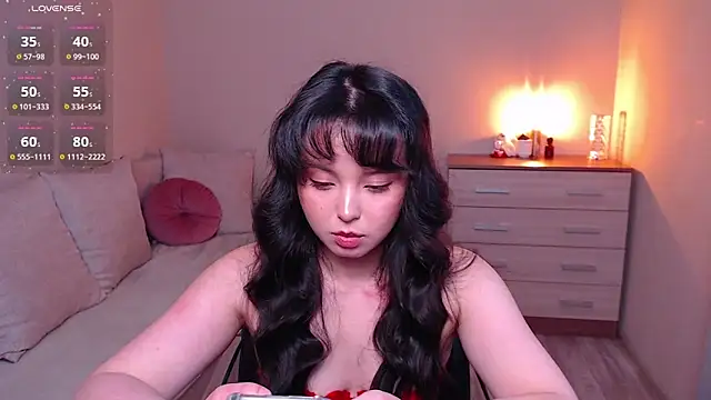 Snapshot of lia_hetty chatting on 12, 4, 2026 lia hetty online show from 12, 4, 2026