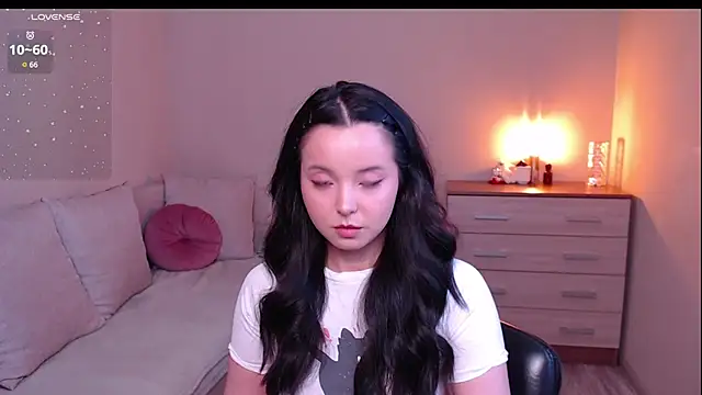 Snapshot of lia_hetty chatting on 13, 4, 2026 lia hetty online show from 13, 4, 2026