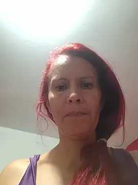 Snapshot of cintia_love chatting on 13, 5, 2026 cintia love online show from 13, 5, 2026