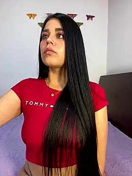 Snapshot of sophyy_white chatting on 11, 1, 2026 sophyy white online show from 11, 1, 2026