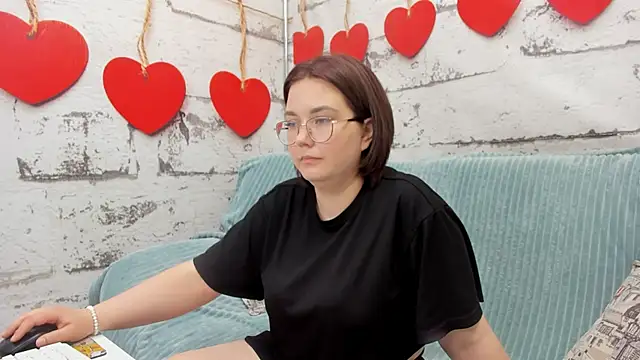 Sweetie Rozzy online show from 2, 5, 2026