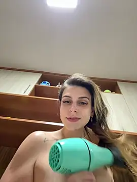 Snapshot of BarbieHotBrazil chatting on 28, 7, 2026 BarbieHotBrazil online show from 28, 7, 2026