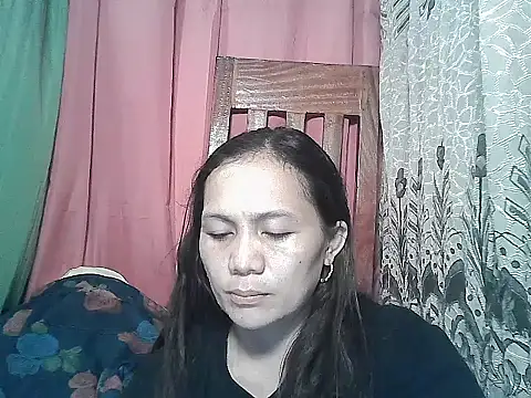Snapshot of prettymomma24xx chatting on 1, 4, 2026 prettymomma24xx online show from 1, 4, 2026