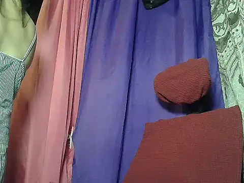 Snapshot of prettymomma24xx chatting on 6, 7, 2026 prettymomma24xx online show from 6, 7, 2026