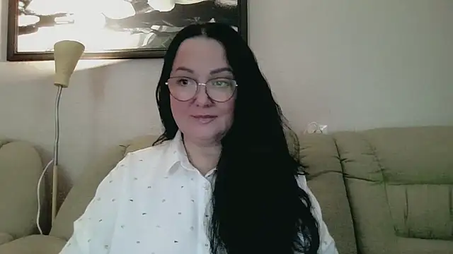 infinity loveliness online show from 5, 4, 2026