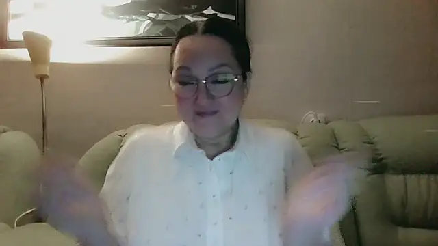 infinity loveliness online show from 19, 5, 2026
