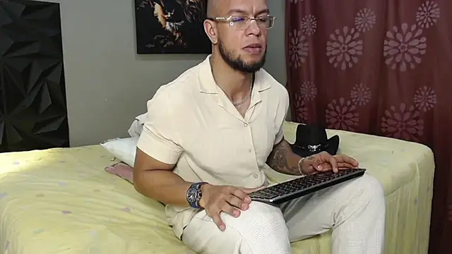 Snapshot of jacob_bentley chatting on 8, 3, 2026 jacob bentley online show from 8, 3, 2026