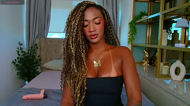 Snapshot of Patricia_Rosse21 chatting on 13, 4, 2026 Patricia Rosse21 online show from 13, 4, 2026