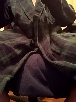 Snapshot of DucesWild23 chatting on 2, 4, 2026 DucesWild23 online show from 2, 4, 2026