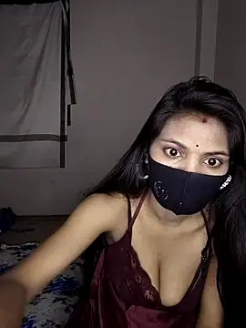 Snapshot of rani_coupleee chatting on 10, 4, 2026 rani coupleee online show from 10, 4, 2026