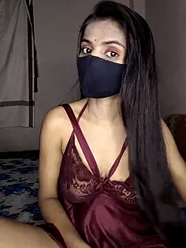 Snapshot of rani_coupleee chatting on 13, 4, 2026 rani coupleee online show from 13, 4, 2026