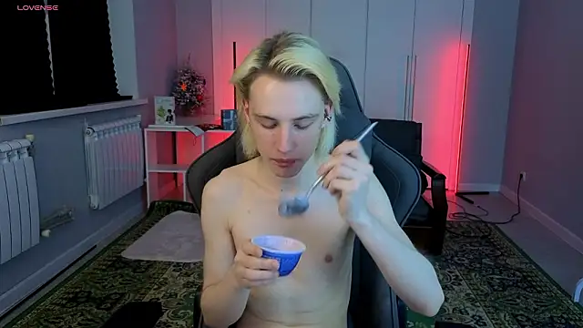 lucidangelok1 online show from 24, 3, 2026