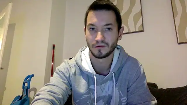 Snapshot of batschi0512 chatting on 13, 2, 2026 batschi0512 online show from 13, 2, 2026