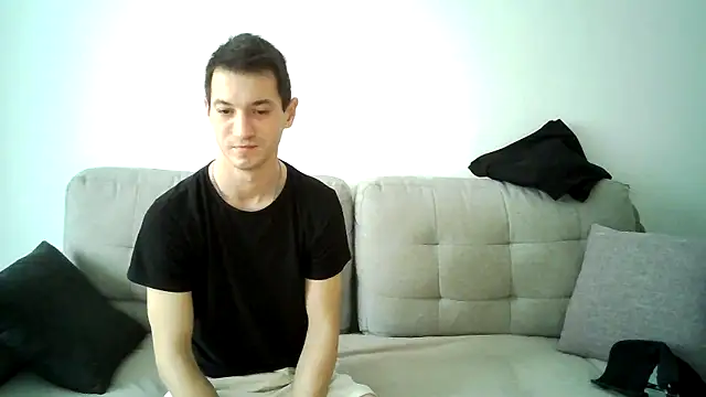 Snapshot of batschi0512 chatting on 15, 2, 2026 batschi0512 online show from 15, 2, 2026