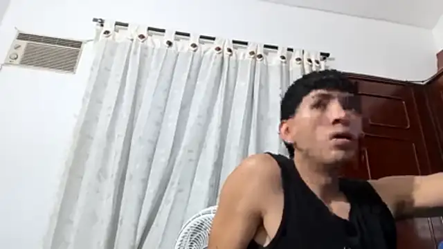 Snapshot of diosa_cristal_ chatting on 1, 4, 2026 diosa cristal online show from 1, 4, 2026