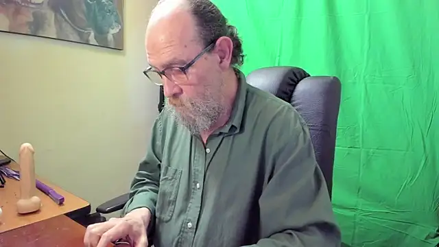 Uncle Hottie online show from 15, 4, 2026
