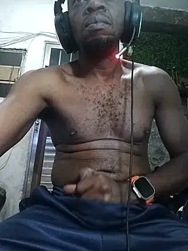 Negaomalinha1 online show from 10, 5, 2026