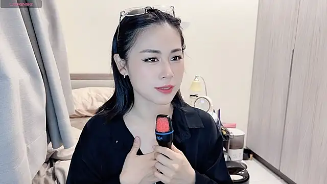 Snapshot of BabyOneDaily chatting on 31, 3, 2026 BabyOneDaily online show from 31, 3, 2026