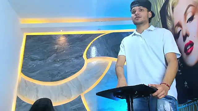 Lucas hot 20 online show from 14, 2, 2026