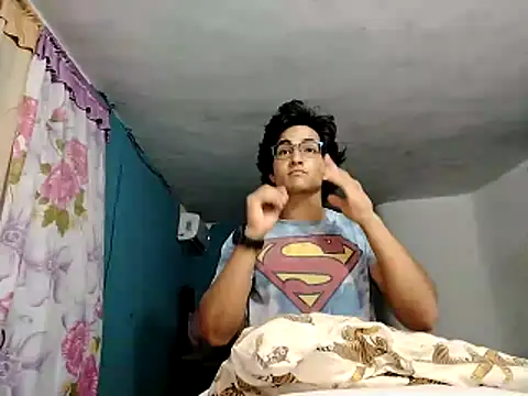 Snapshot of Xaviervtg chatting on 7, 4, 2026 Xaviervtg online show from 7, 4, 2026