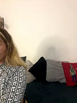 Felicity Hops online show from 15, 1, 2026