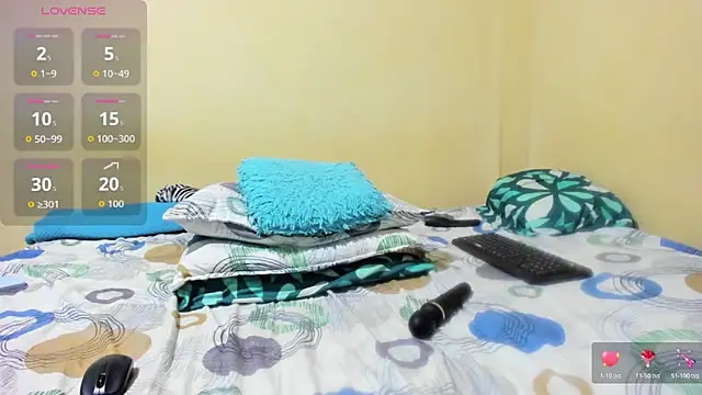 Snapshot of JazminStar_ chatting on 13, 4, 2026 JazminStar online show from 13, 4, 2026