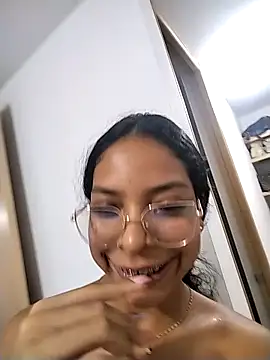 KATALINA SANTANA  online show from 2, 3, 2026