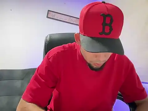 Snapshot of enyel_100 chatting on 17, 1, 2026 enyel 100 online show from 17, 1, 2026