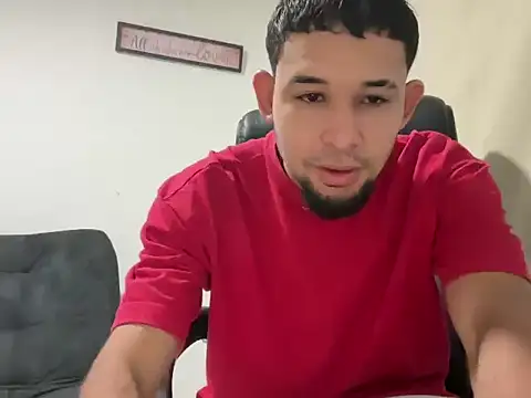 Snapshot of enyel_100 chatting on 7, 2, 2026 enyel 100 online show from 7, 2, 2026